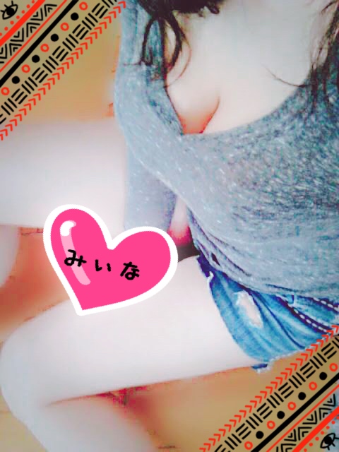 ��������~